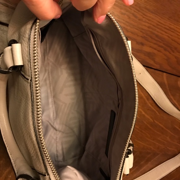 Rebecca Minkoff handbag!!! - Picture 6 of 7